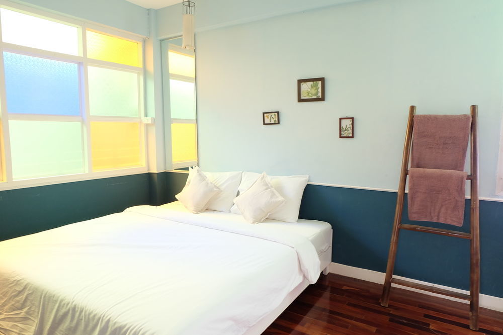 Udee Cozy Bed & Breakfast Chiang Mai Exteriör bild