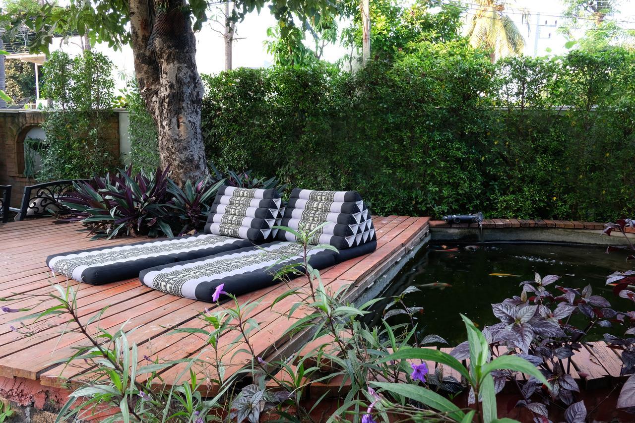 Udee Cozy Bed & Breakfast Chiang Mai Exteriör bild