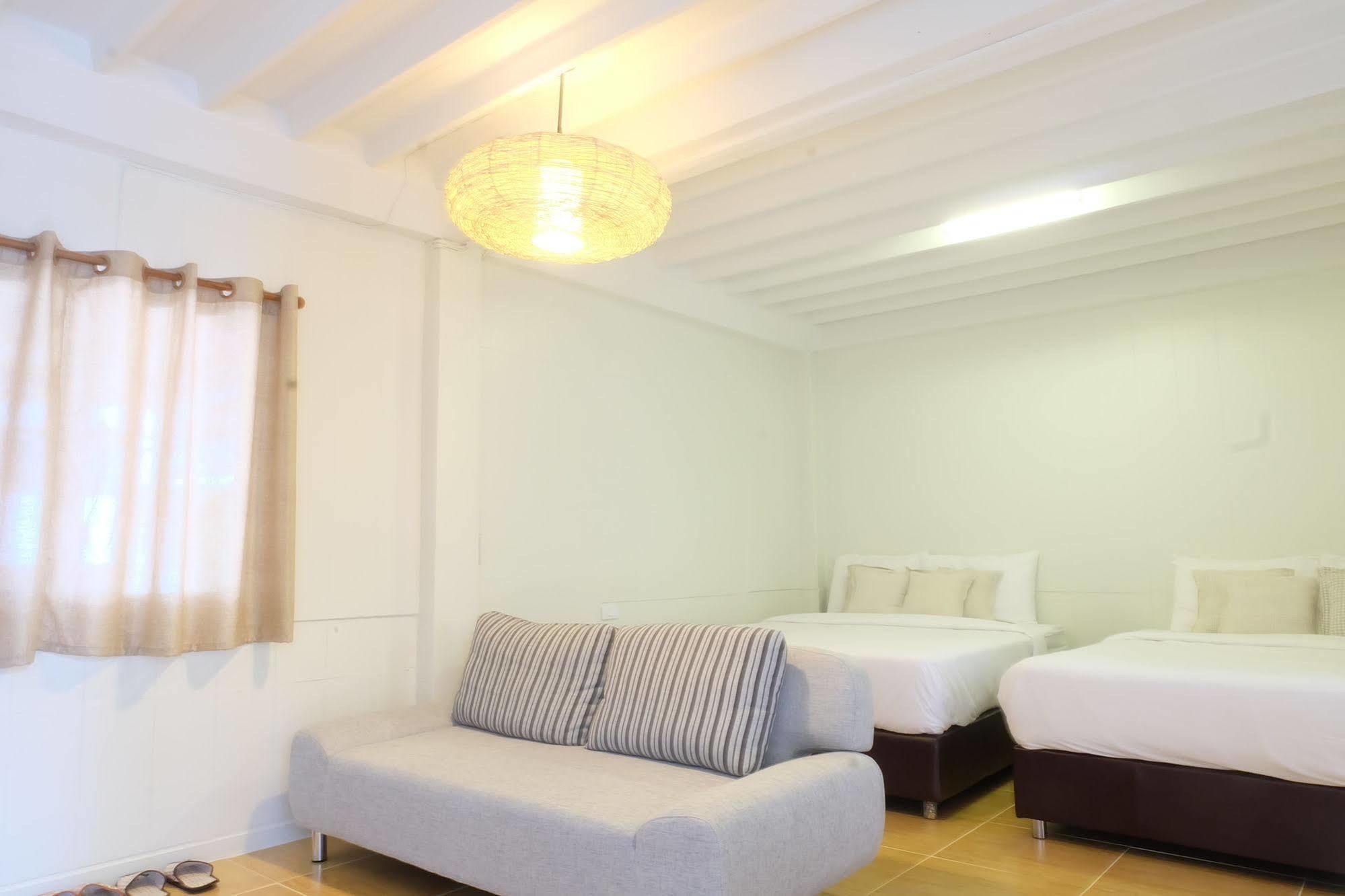 Udee Cozy Bed & Breakfast Chiang Mai Exteriör bild