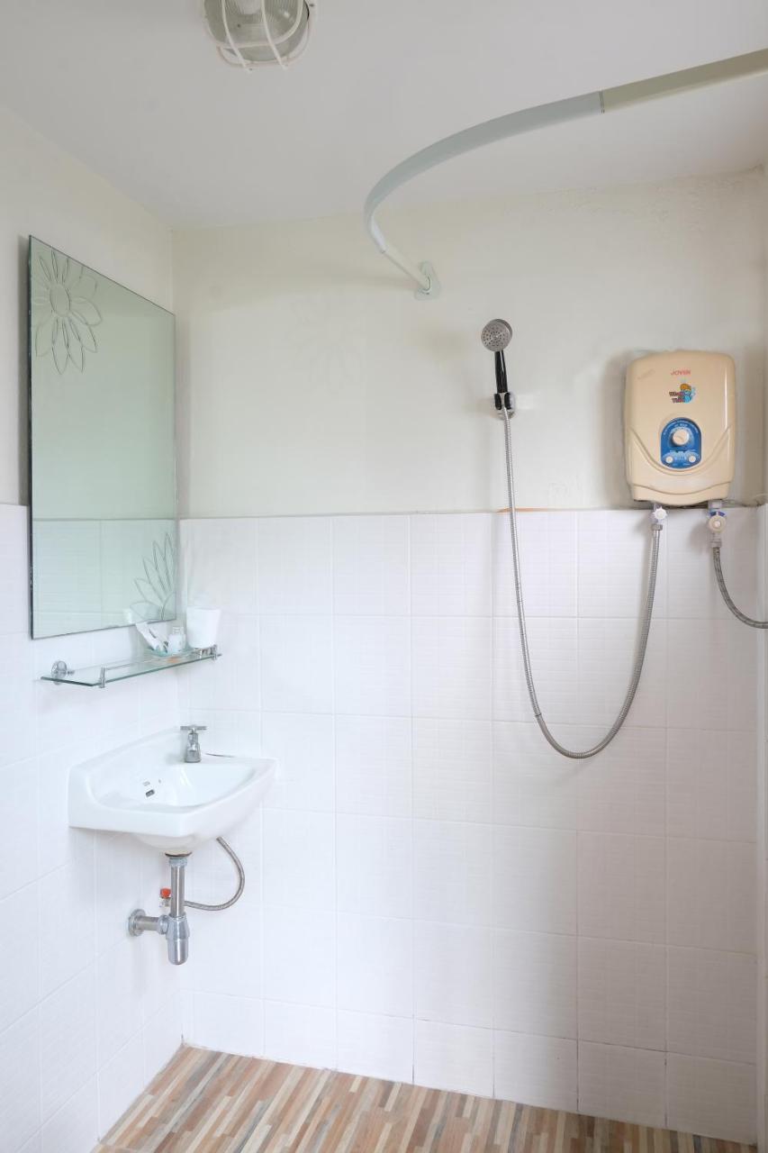 Udee Cozy Bed & Breakfast Chiang Mai Rum bild