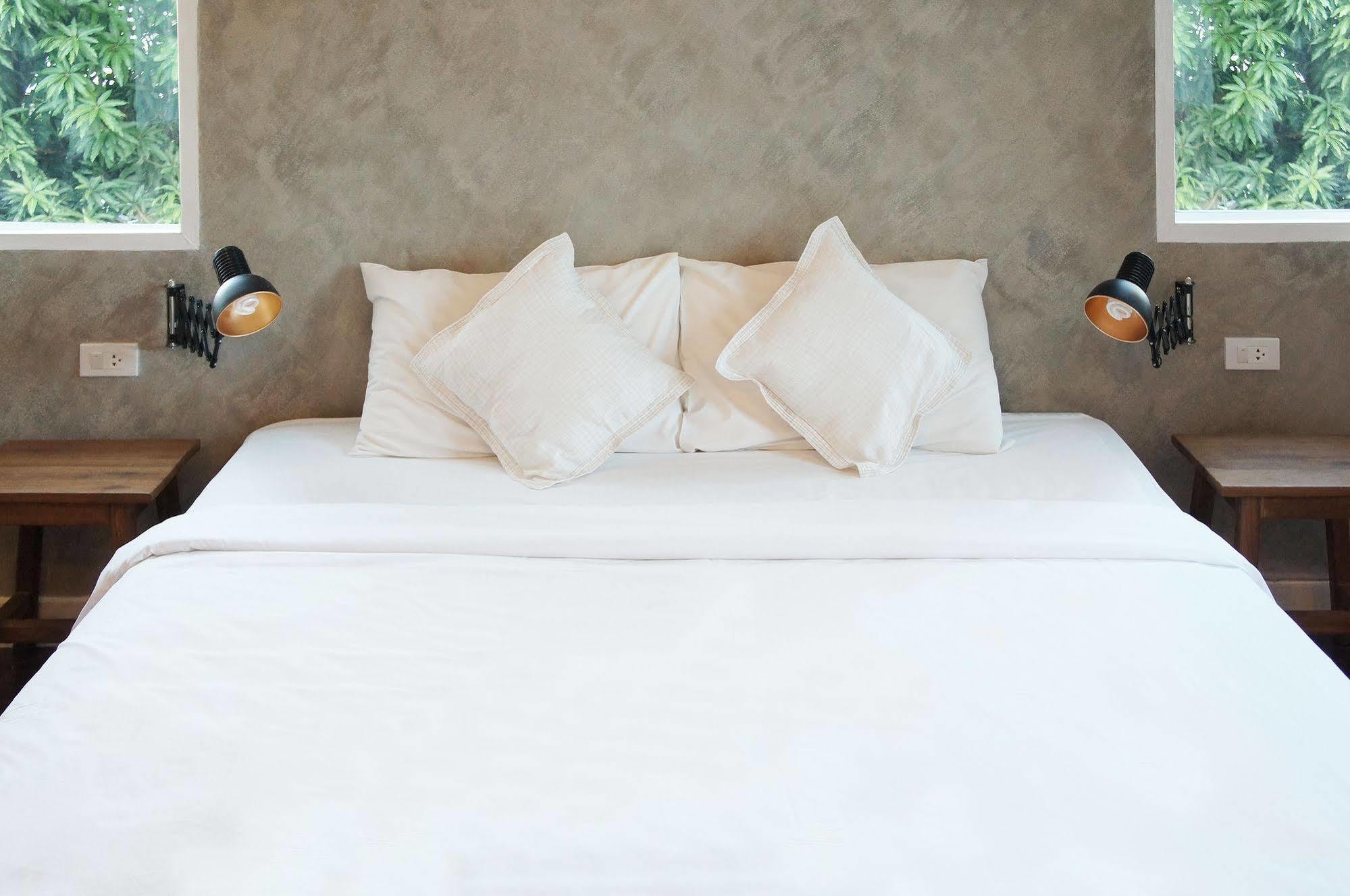 Udee Cozy Bed & Breakfast Chiang Mai Exteriör bild
